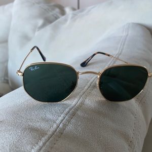 Sunglasses 🕶 rayban